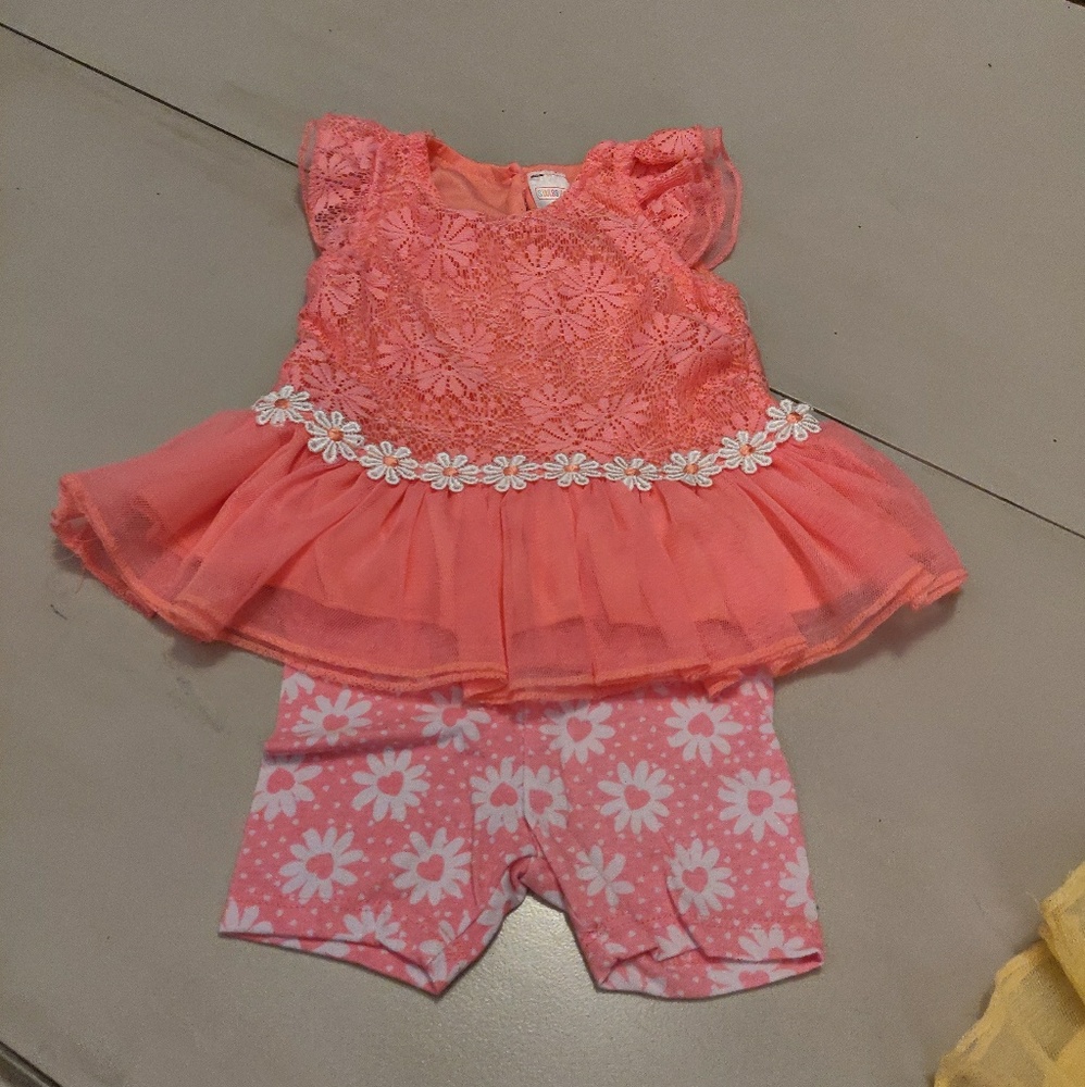 Pink daisy dress